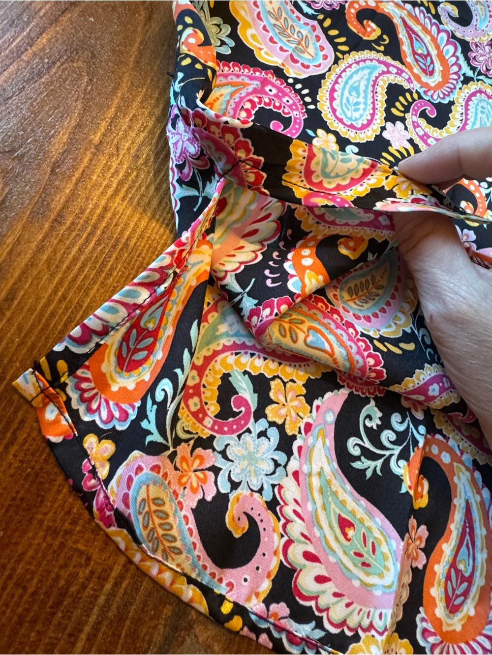 Scarves & Wraps - Picture 5 of 11